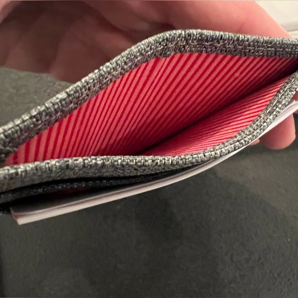 Herschel Charlie Card Holder in Raven Cross Hatch Unisex - Picture 4 of 10